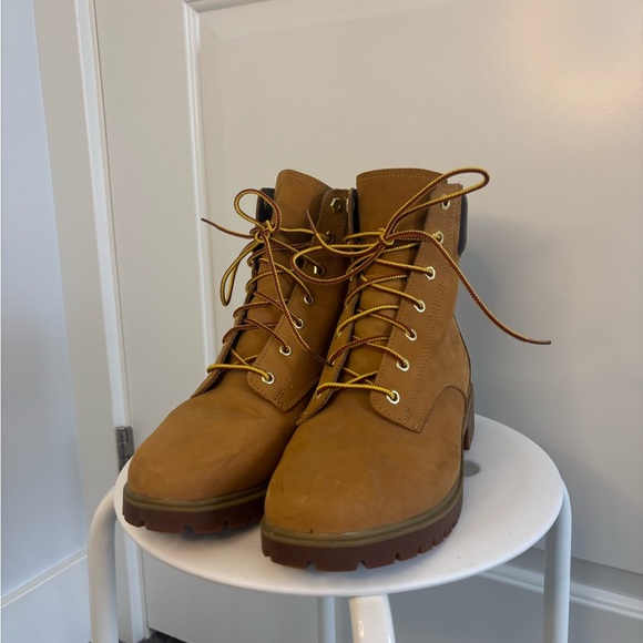 NWOT Timberland Women's Jayne 6 Waterproof Boot - Picture 2 of 12